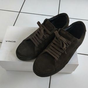 Vince

Nobel Suede Sneaker 9.5